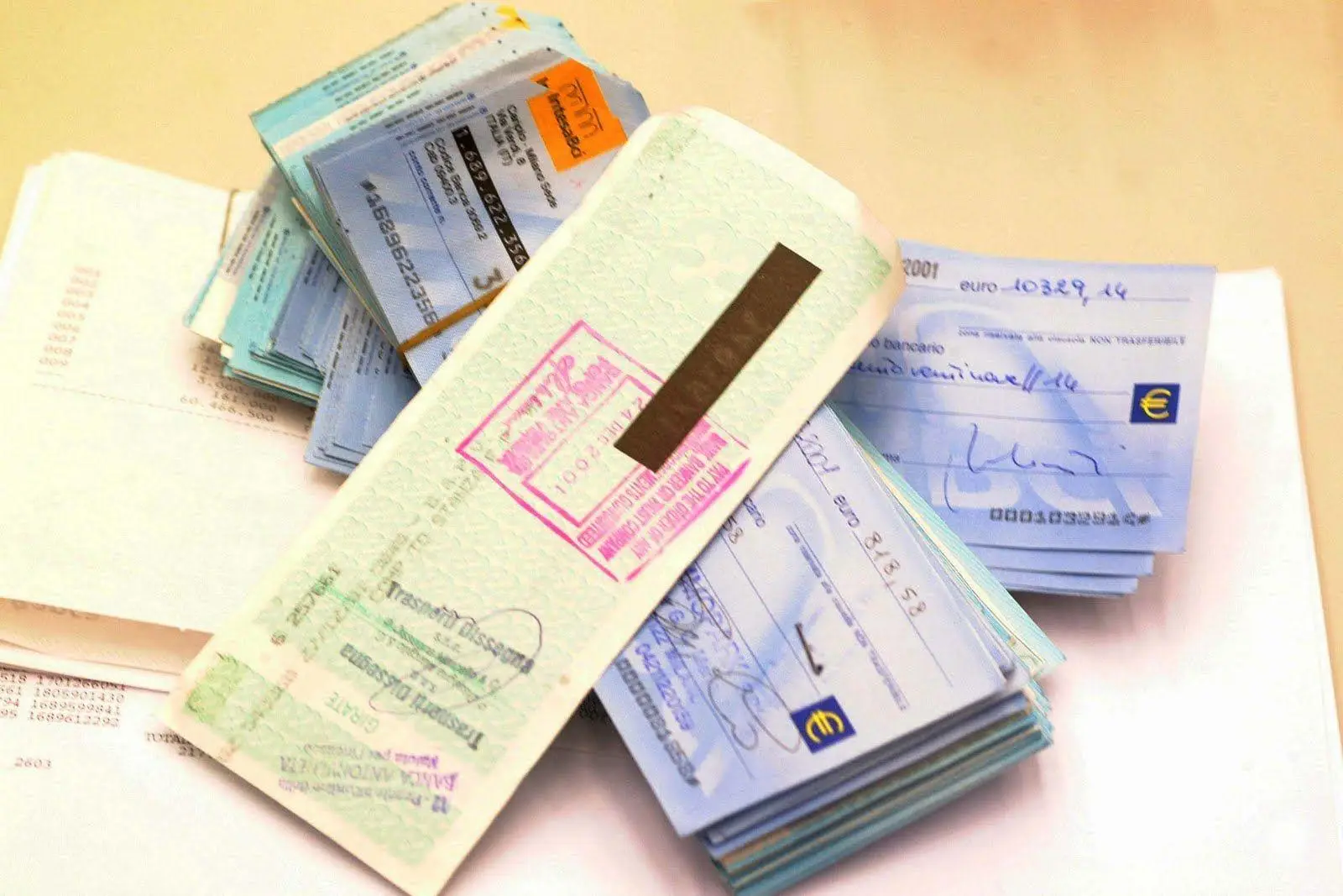 A che ora esatta le banche fanno i bonifici: ecco quando parte davvero il tuo pagamento