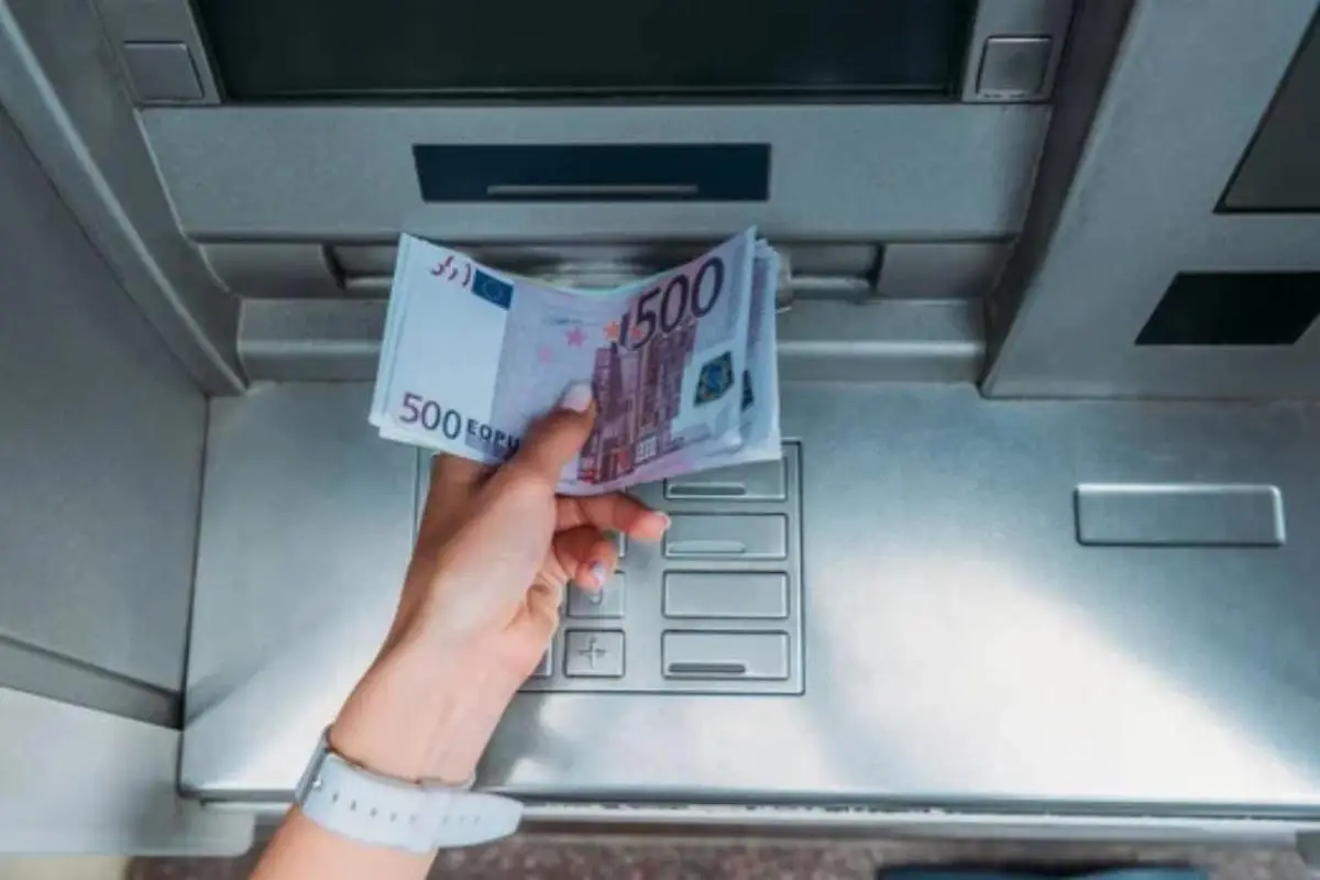 Attenzione al bancomat: se prelevi più di questa cifra rischi un blocco immediato